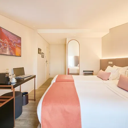 Moon & Sun Hotell