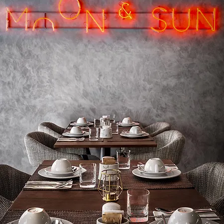 Hotell Moon & Sun