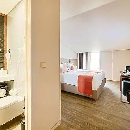 Moon & Sun 4* Braga