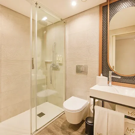 Moon & Sun Hotell 4*