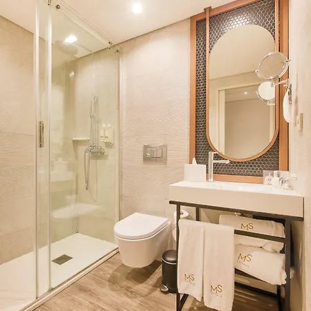 Moon & Sun Hotell 4*
