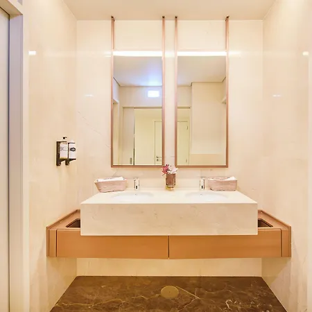 Moon & Sun Hotell 4*