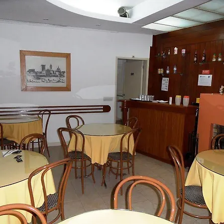 Hotel Moon & Sun 4*