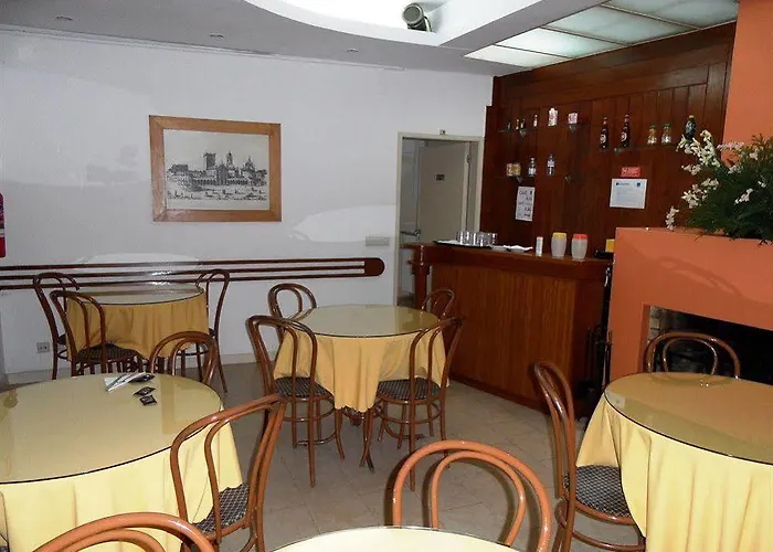 ホテル Moon & Sun 4*